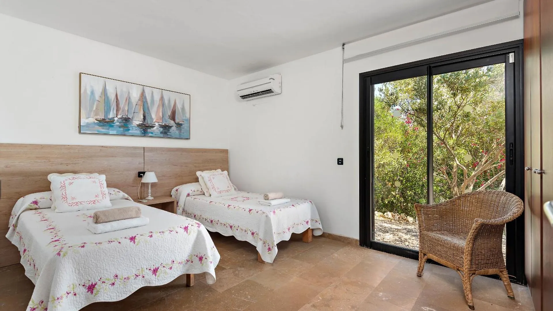 ביניבקה Villa Rosa