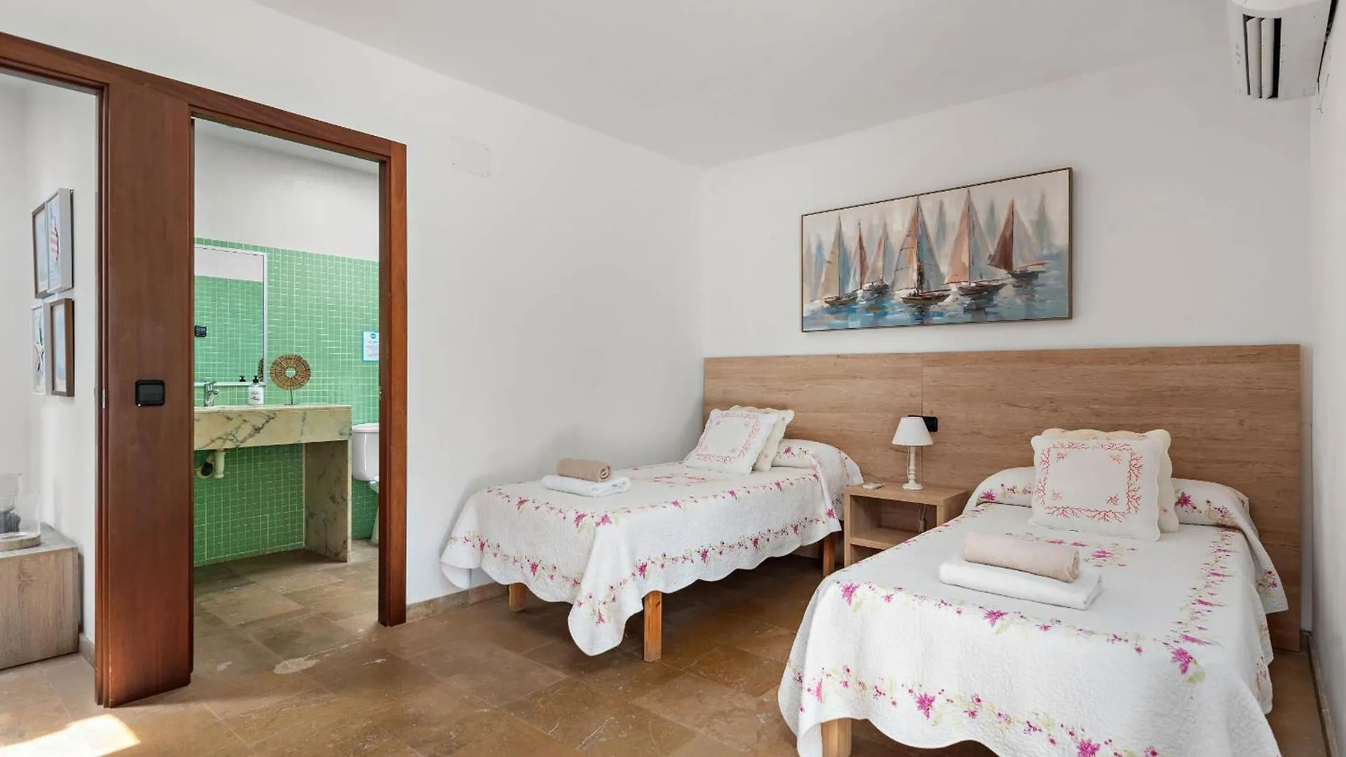 ביניבקה Villa Rosa ספרד